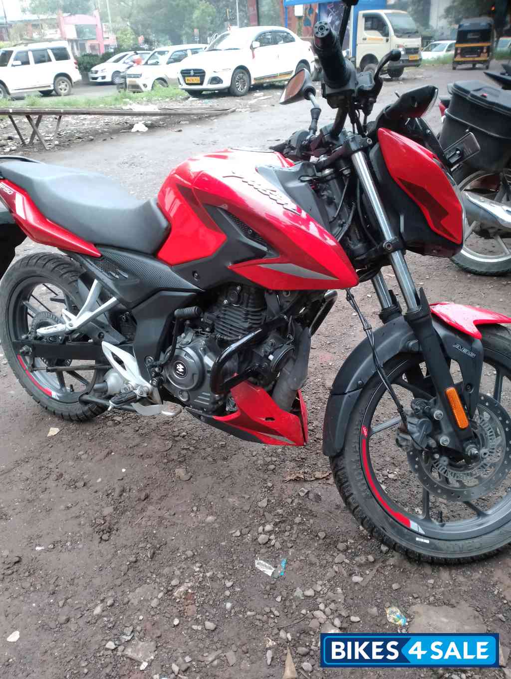 Bajaj Pulsar P150 Single Disc Single Seat