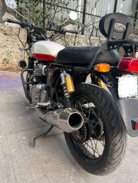 Royal Enfield Interceptor 650 Twin