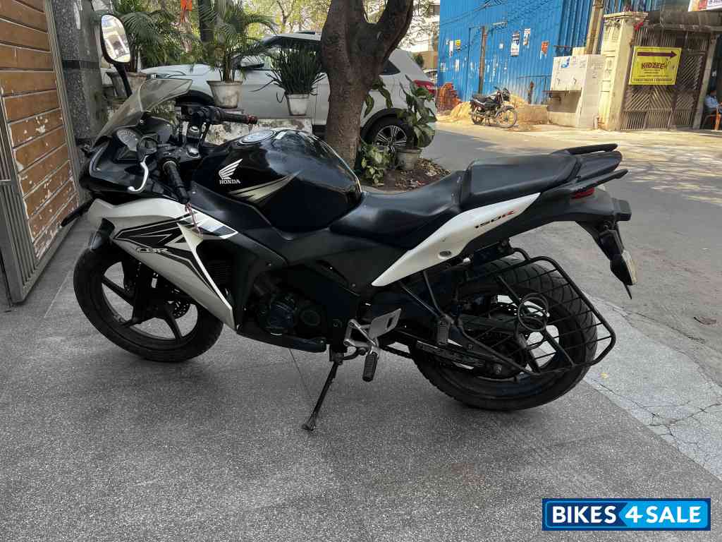 Honda CBR 150R