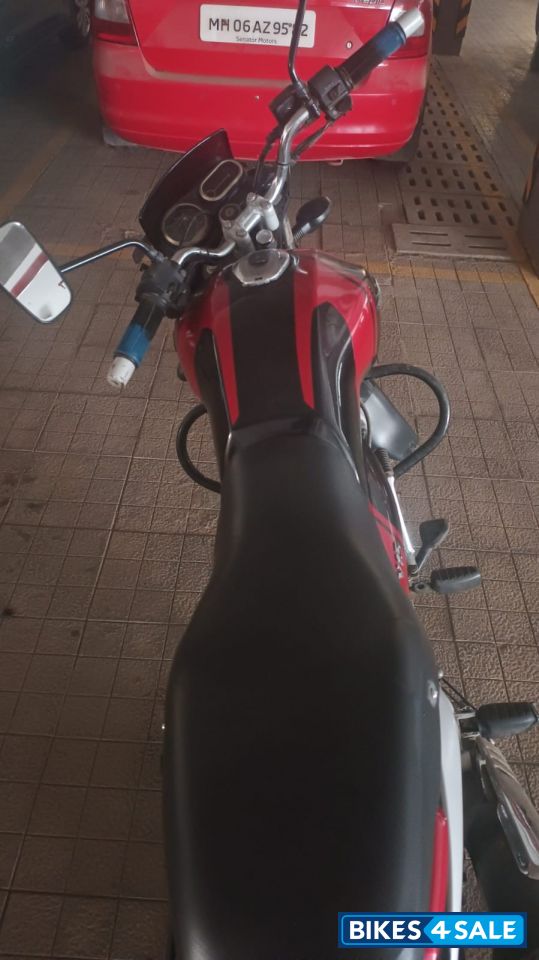 Red/black Bajaj V15 Red/black Bajaj V15