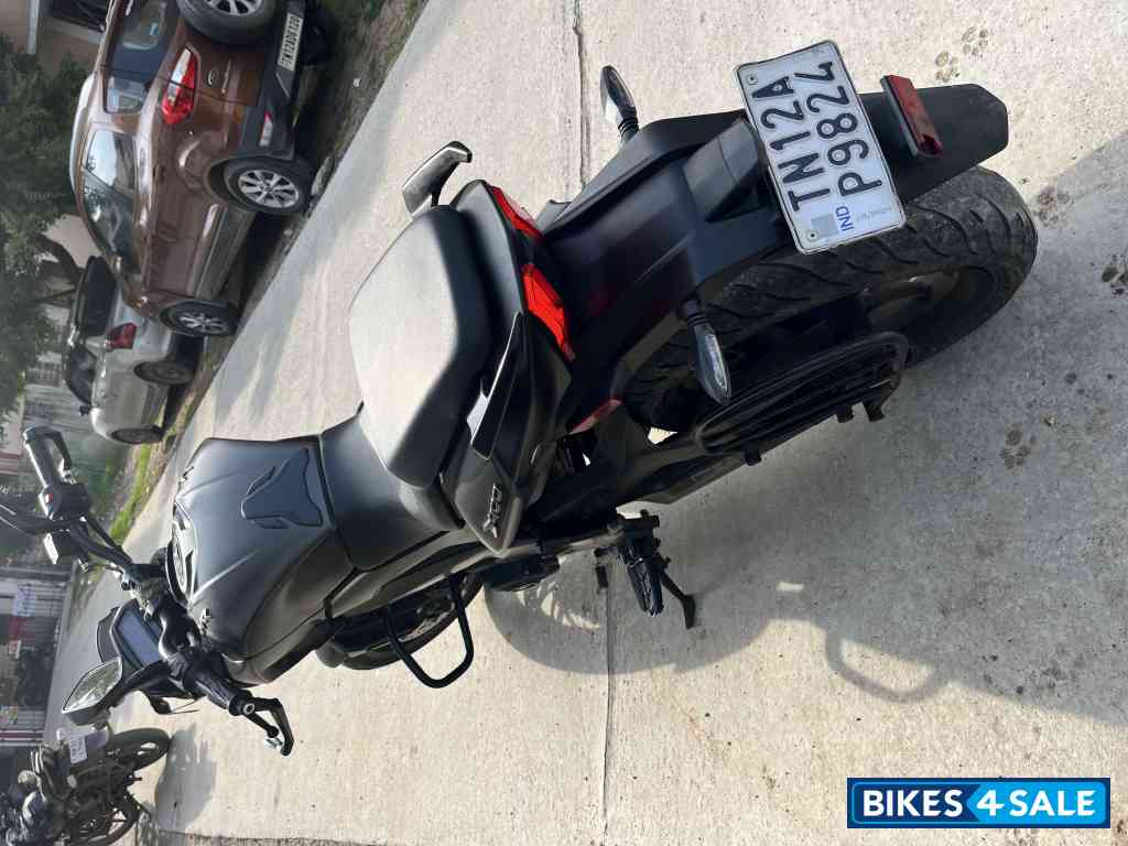 Bajaj Dominar 400 Disc