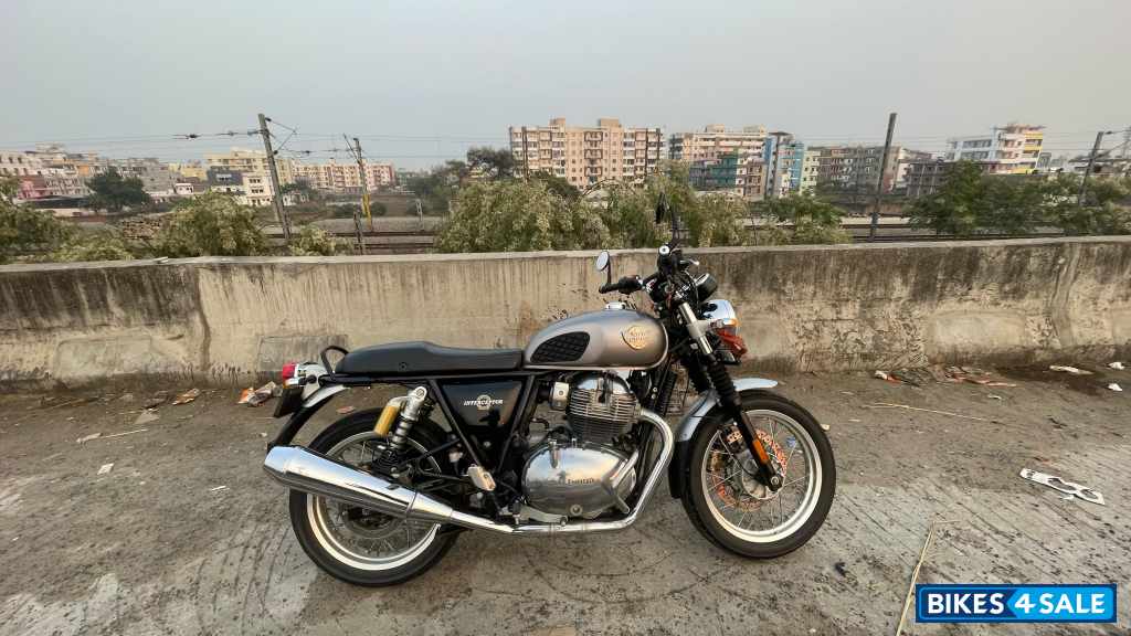 Silver Royal Enfield Interceptor 650 Twin