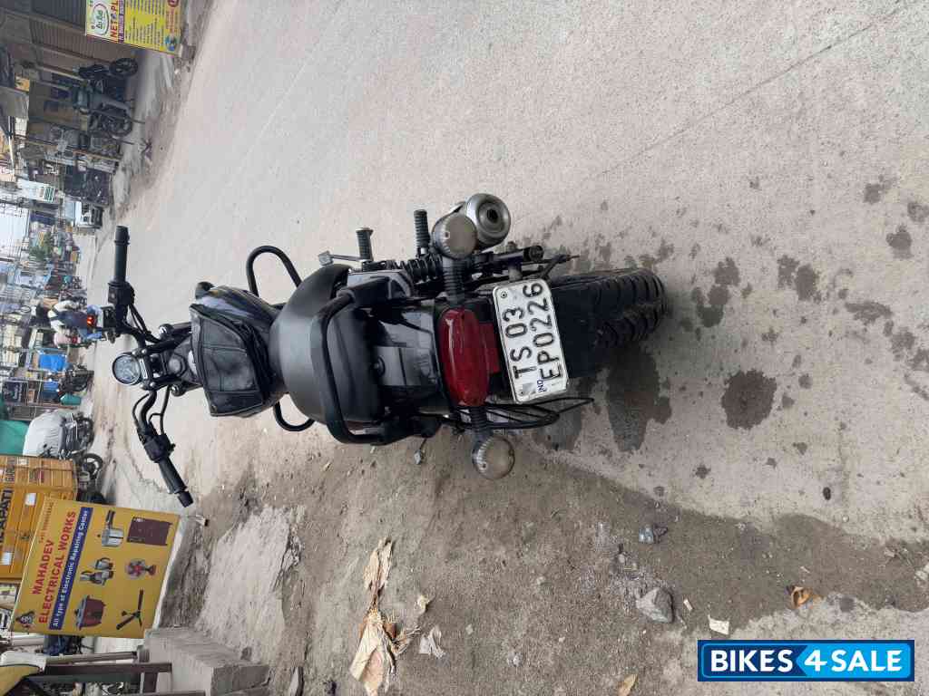 Bajaj Avenger Street 150