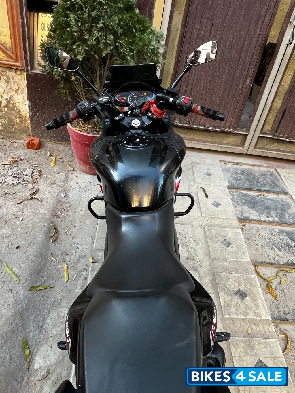 Bajaj Pulsar F250 Dual Channel ABS
