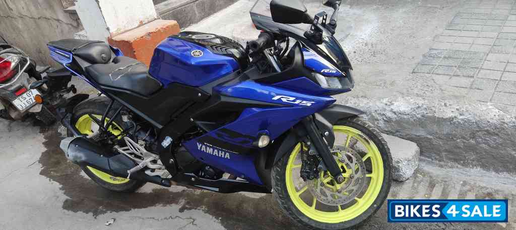Yamaha YZF R15 V3