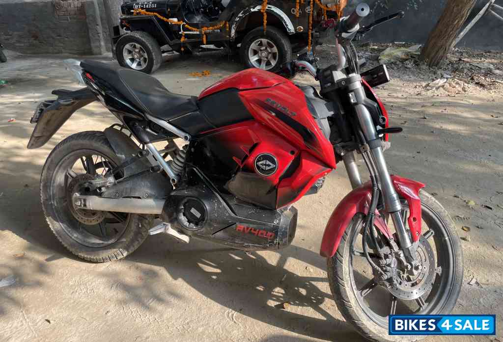 Red Revolt RV400 Eclipse Red Red Revolt RV400 Eclipse Red