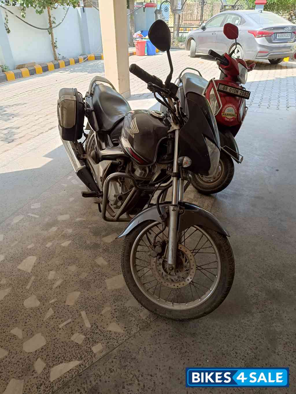 Steel Gray Honda Unicorn