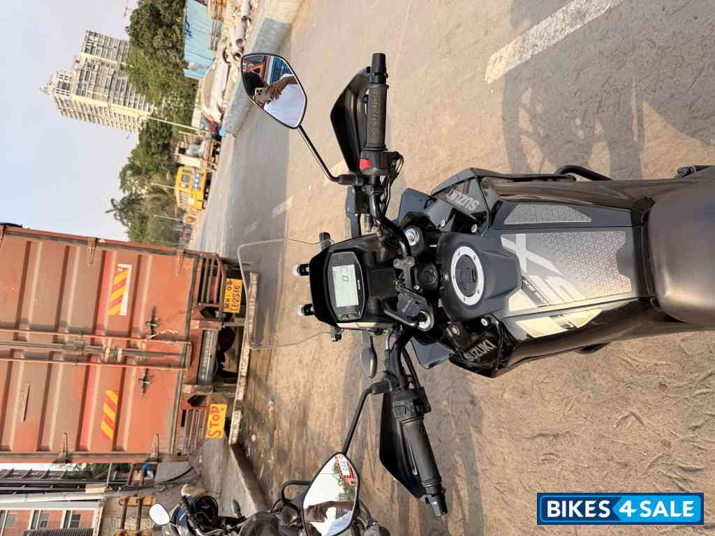 Black Suzuki V-Strom 250