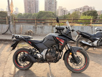 Black Suzuki V-Strom 250