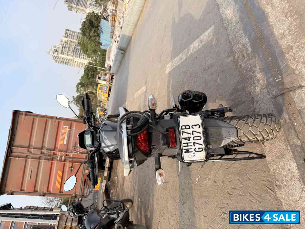 Black Suzuki V-Strom 250