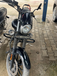 Bajaj Avenger Street 160 BS6 2020 Model
