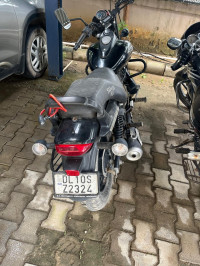 Black Bajaj Avenger Street 160 BS6
