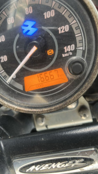 Black Bajaj Avenger Street 160 BS6