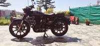 Royal Enfield Classic Stealth Black 2023 Model