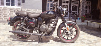 Matte Black Royal Enfield Classic Stealth Black