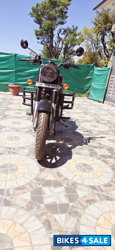 Matte Black Royal Enfield Classic Stealth Black