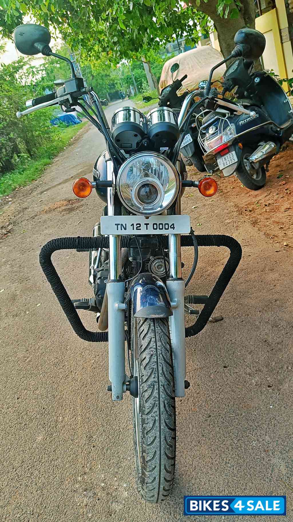 Blue Royal Enfield Thunderbird 350