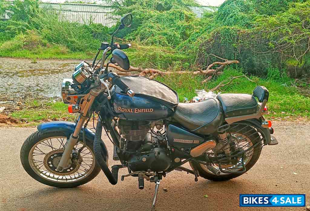 Blue Royal Enfield Thunderbird 350