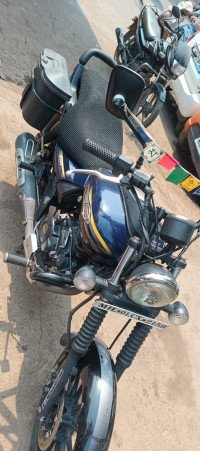 Bajaj Avenger Street 150