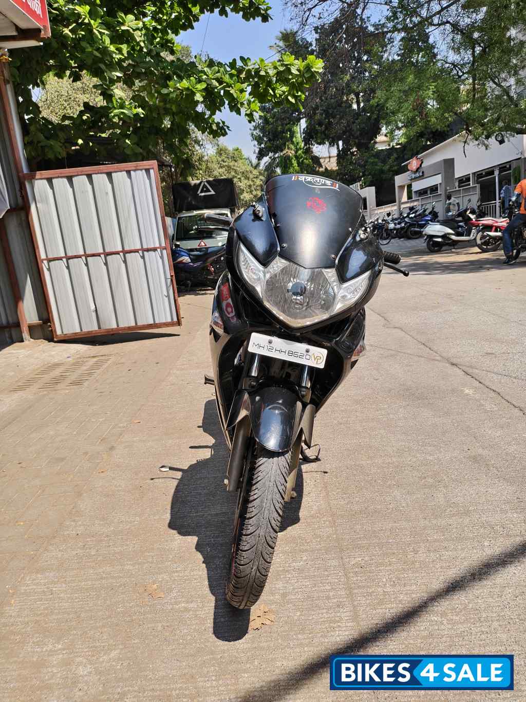 Black Hero Karizma ZMR