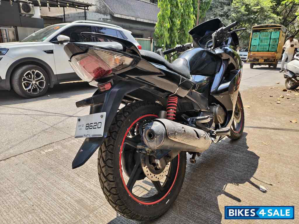 Black Hero Karizma ZMR