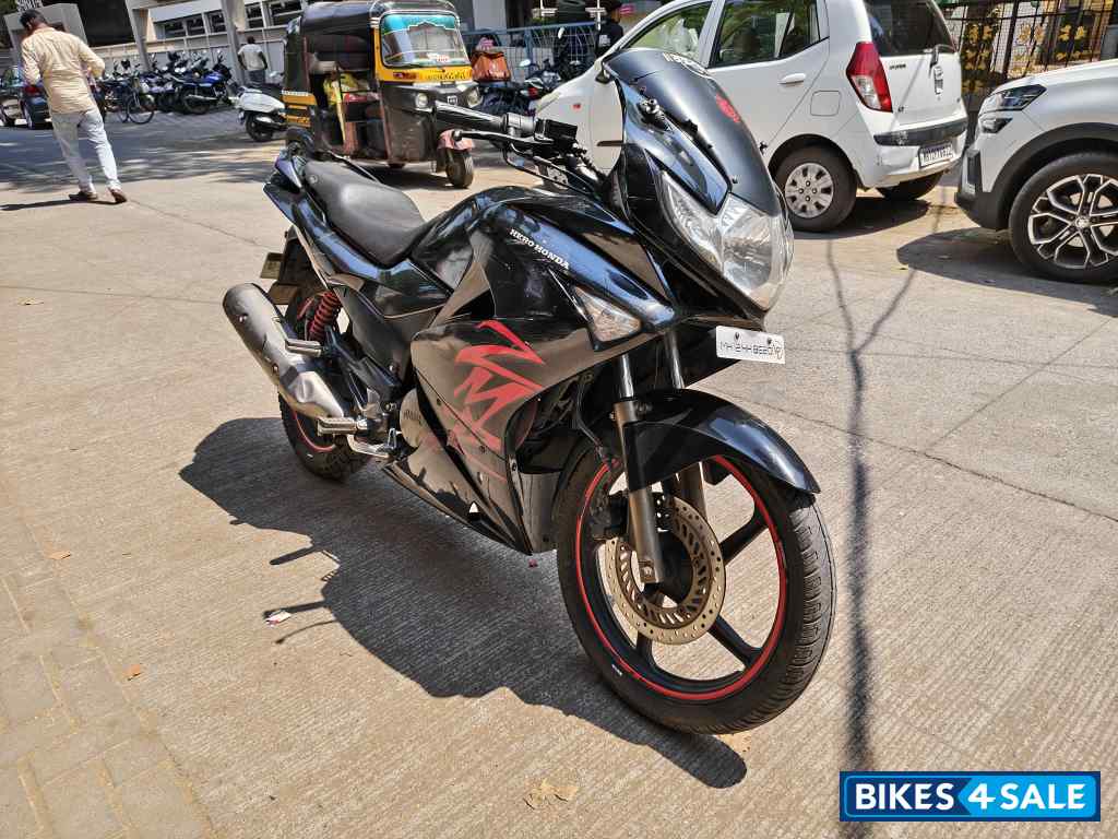 Black Hero Karizma ZMR