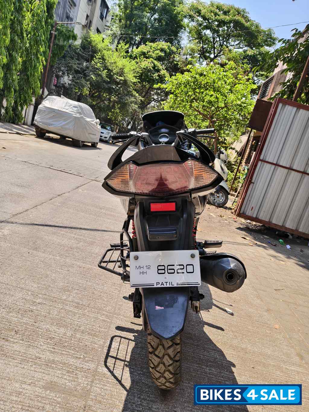 Black Hero Karizma ZMR