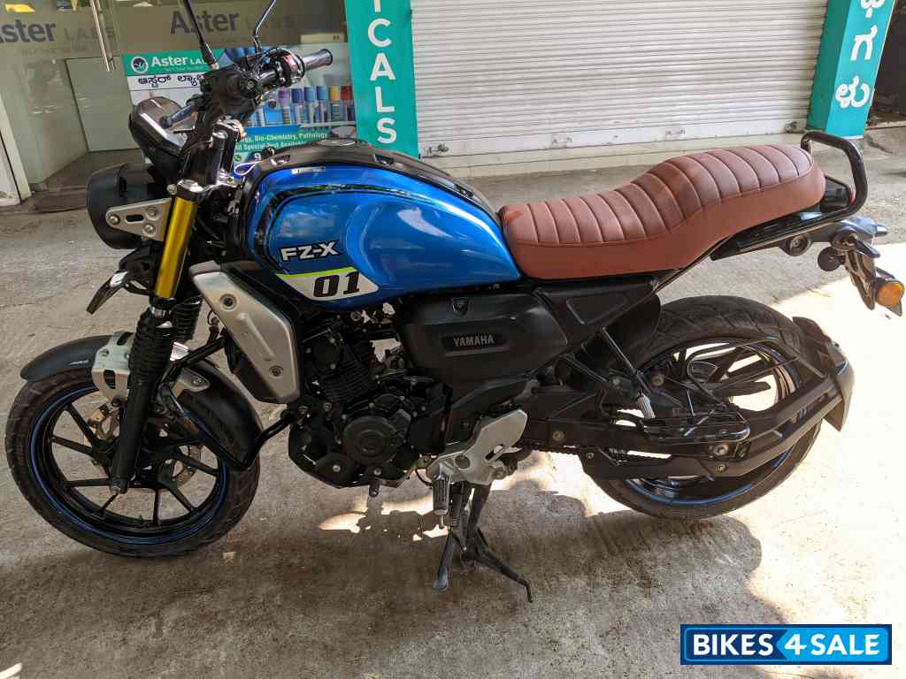 Yamaha FZ-X