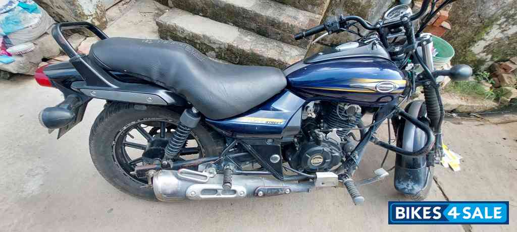 Bajaj Avenger Street 150
