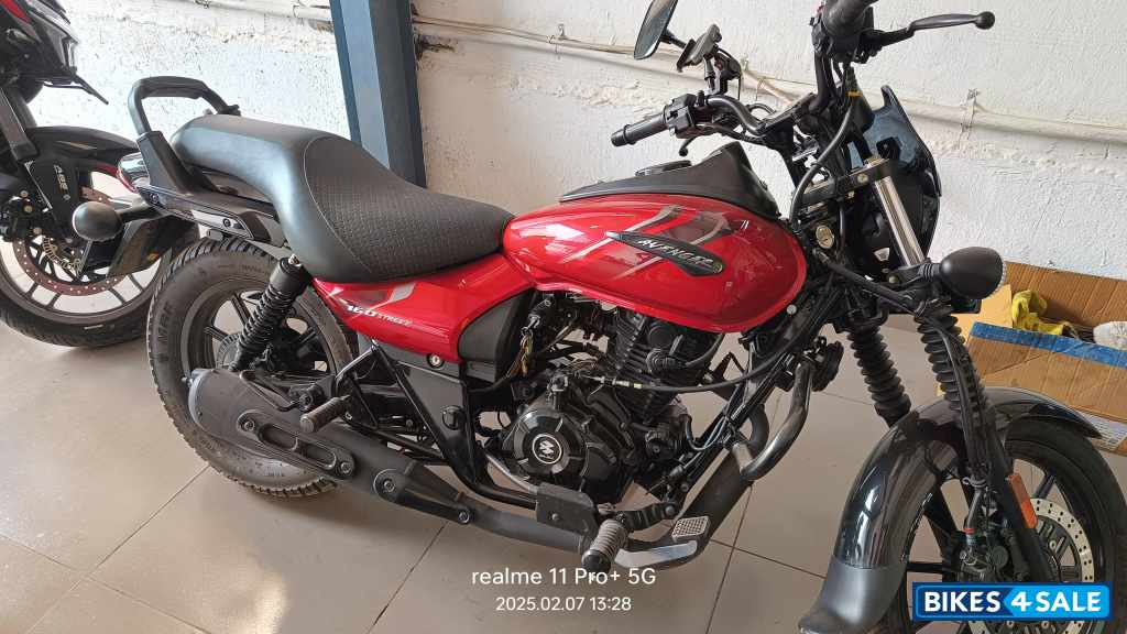 Bajaj Avenger Street 160 BS6