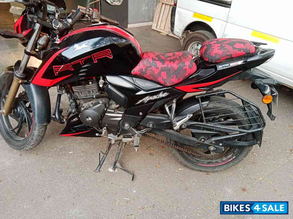 TVS Apache RTR 200 4V Race Edition 2.0