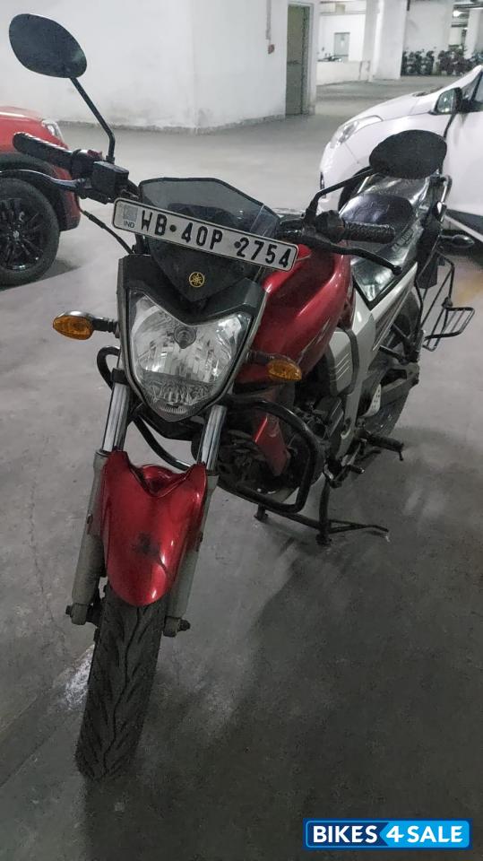 Red Yamaha FZ Red Yamaha FZ
