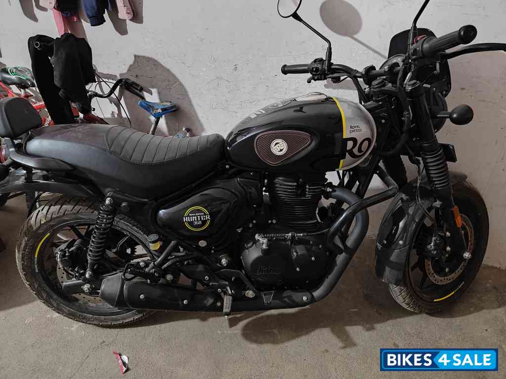 Royal Enfield Hunter 350 Metro