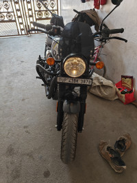 Royal Enfield Hunter 350 Metro