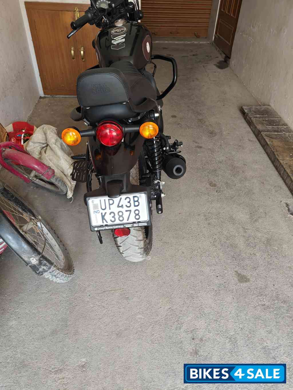 Royal Enfield Hunter 350 Metro