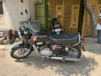 Red Ideal Jawa Yezdi CL II