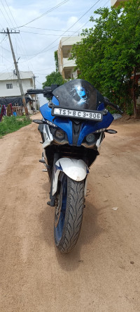 Bajaj Pulsar RS 200 ABS