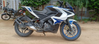 Bajaj Pulsar RS 200 ABS