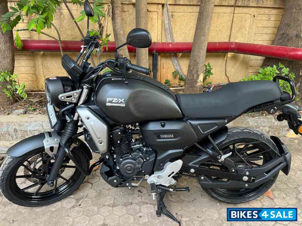 Yamaha FZ-X
