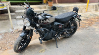 Royal Enfield Hunter 350 Metro