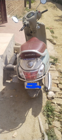 White And Off Green Suzuki Access 125 Ride Connect Edition