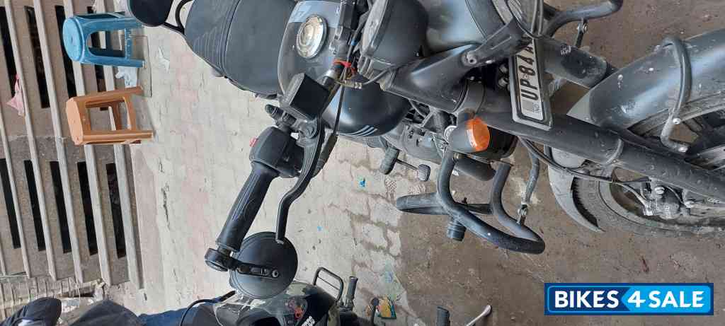 Jawa 42 Dual Channel ABS AllStar Black