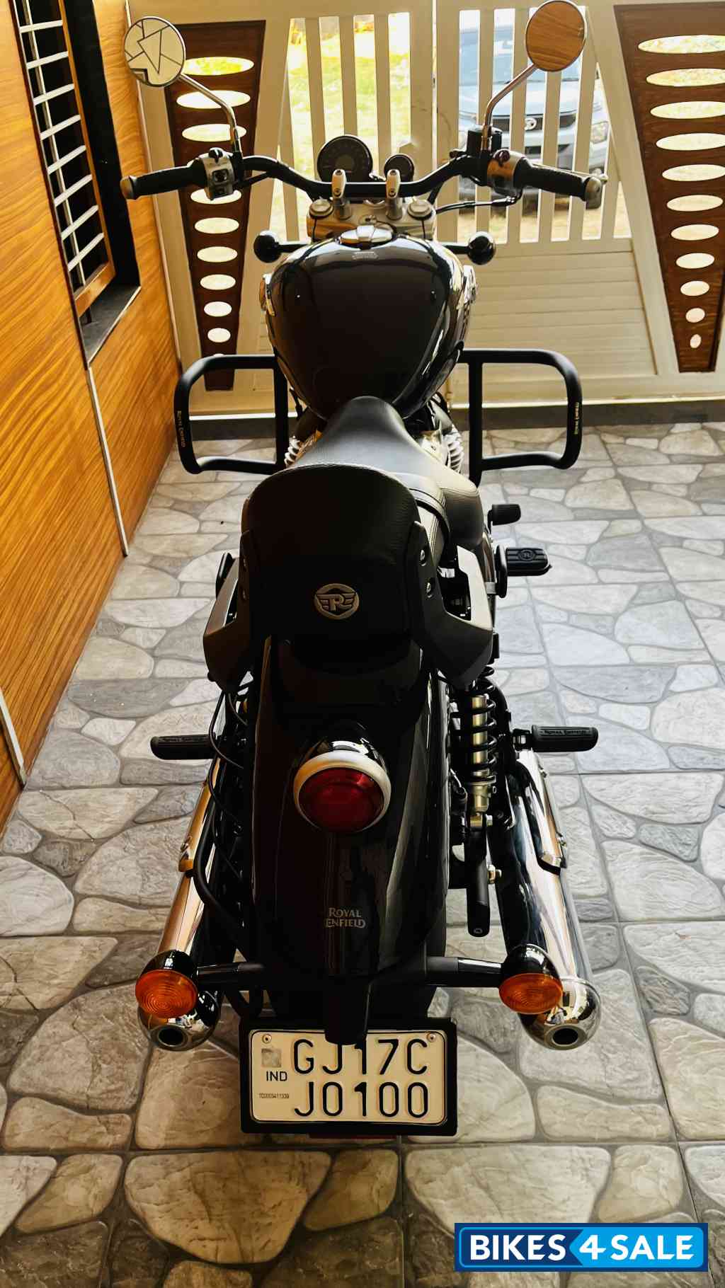 Royal Enfield Super Meteor 650