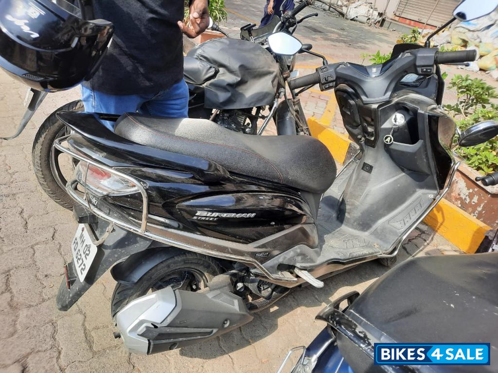 Suzuki Burgman Street