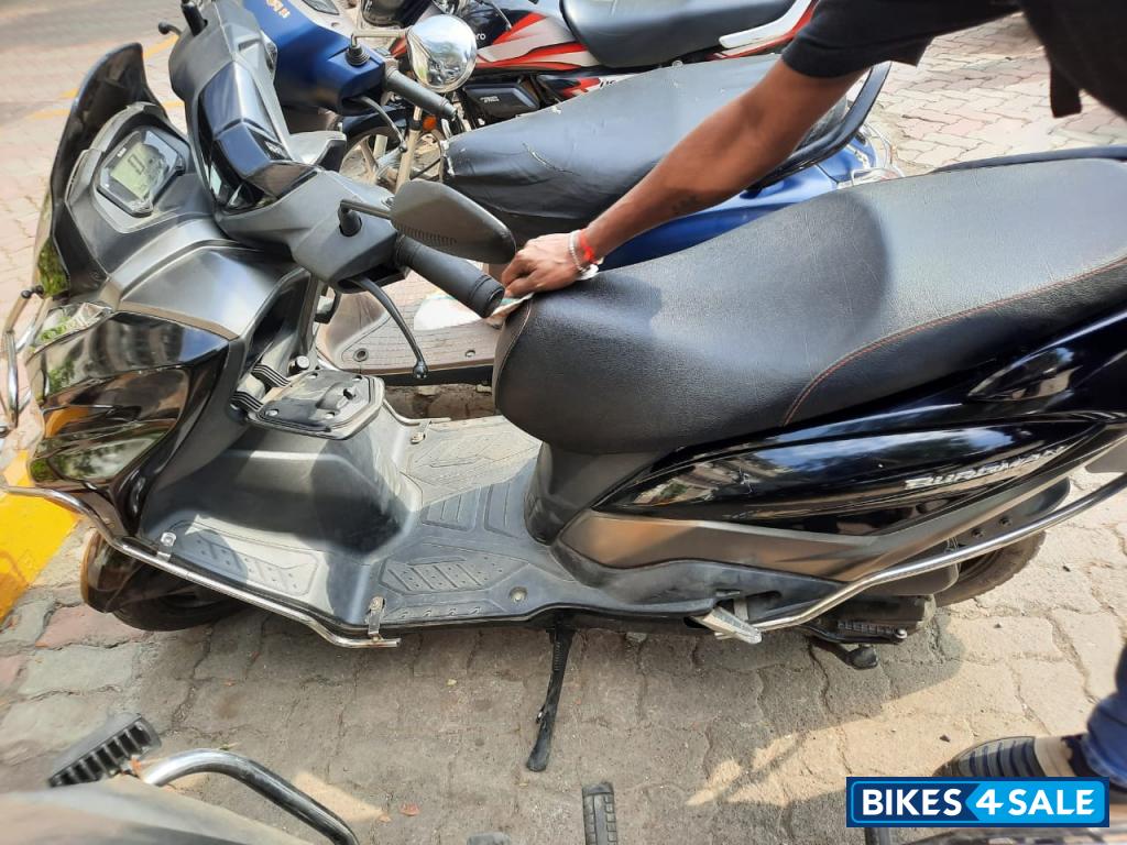 Suzuki Burgman Street