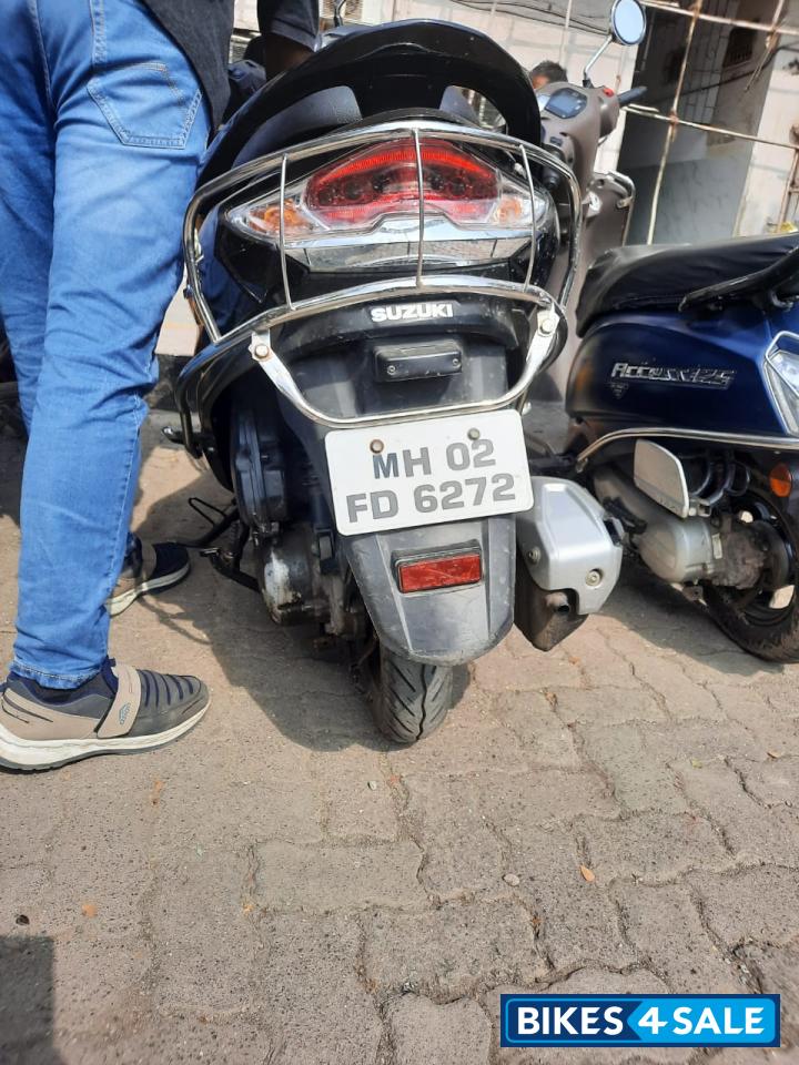 Suzuki Burgman Street