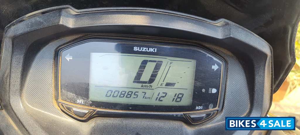 Suzuki Burgman Street