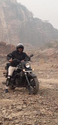 Black UM Renegade Commando