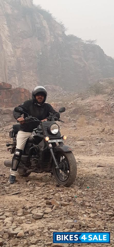 Black UM Renegade Commando