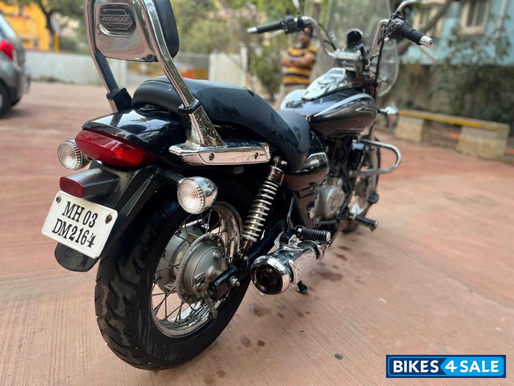 Bajaj Avenger Cruise 220